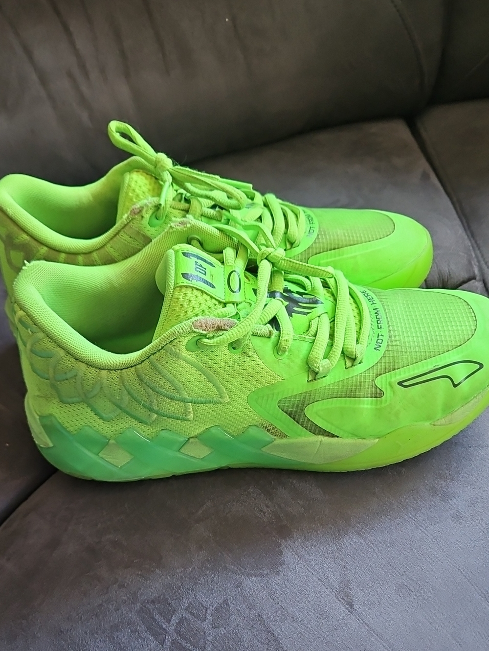 Puma Basketball Mens Neon Green Athletic Sneakers - Lightweight Performance